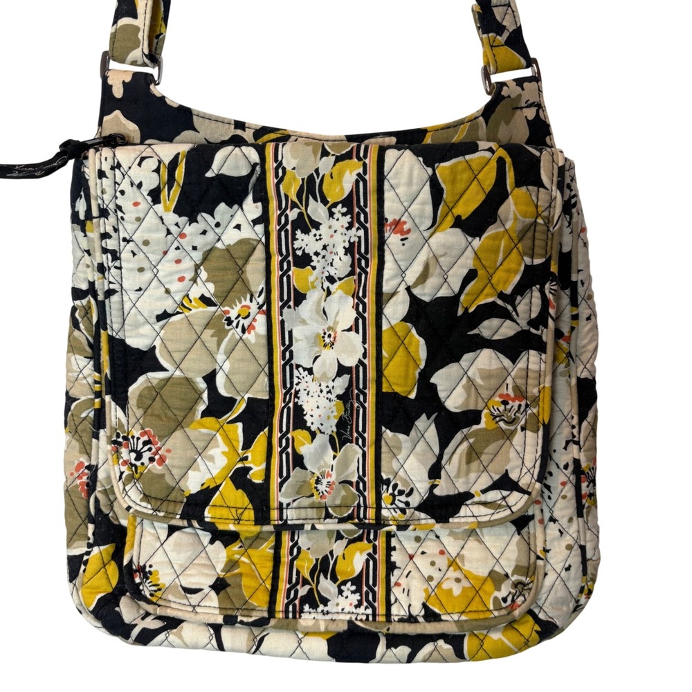 Vera Bradley Dogwood Quilted Crossbody Bag‎ w/ Matching Small Wallet Retired - Picture 3 of 11